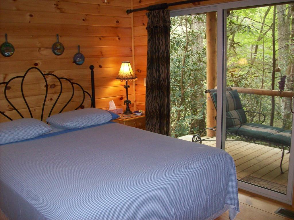 Garden Of Eden Cabins Cosby Eksteriør bilde